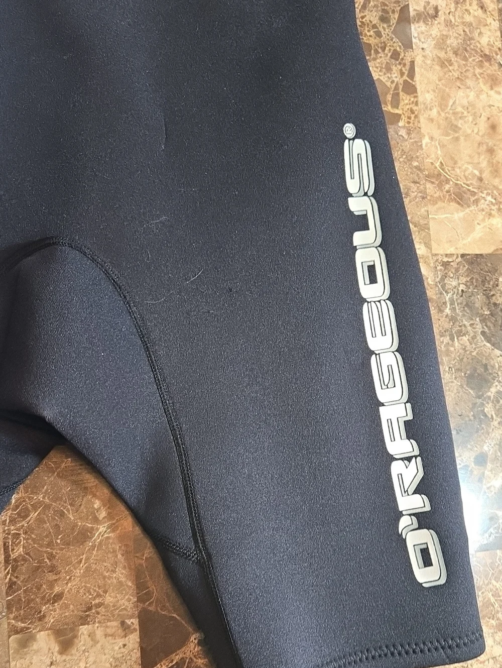 O’RAGEOUS Wetsuit. Boys Size Large. Like New Condition